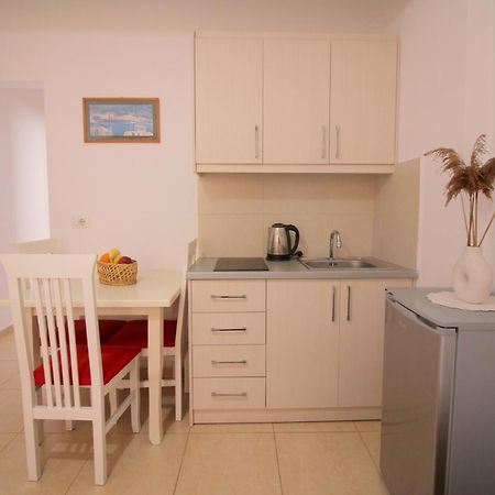 Afrimi Relax Apartments ซารานเดอ ภายนอก รูปภาพ